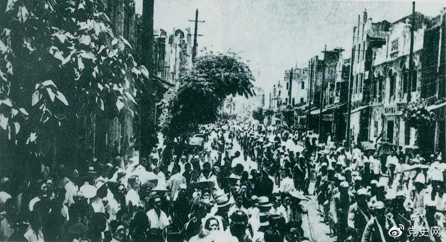 1949年5月22日，第二野戰(zhàn)軍解放南昌。