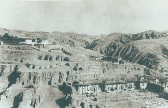 1947年12月25日至28日，中共中央在陜北米脂楊家溝召開擴大會議（十二月會議）。圖為會議會址。